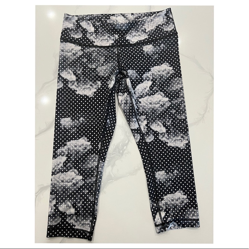 Lululemon Crop 21”